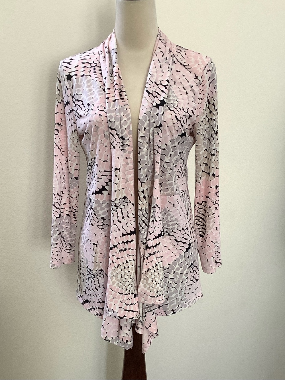 Kasper Pink Black White Abstract Open-Front Cardigan